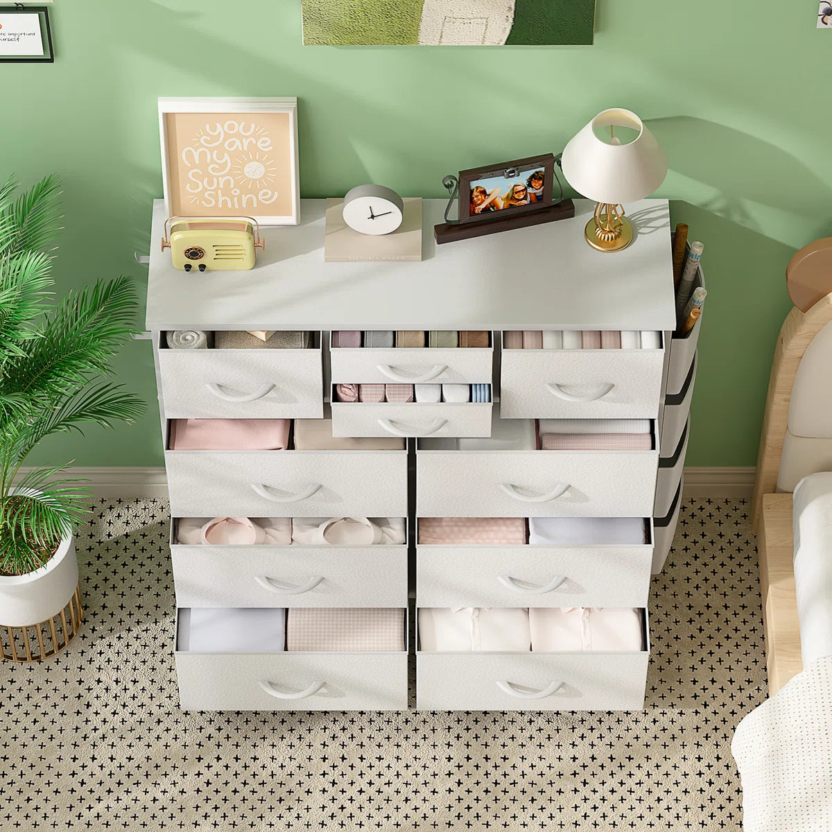 Sienna-Marie 10 - Drawer Dresser, Chest of Drawers for Living Room with 4 Side Pockets and 2 Hooks